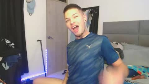 Snapshot of marcelo_m1lk chatting on 10.11.25 marcelo_m1lk online show from 10.11.25