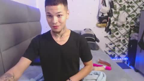 Snapshot of marcelo_m1lk chatting on 10.25.25 marcelo_m1lk online show from 10.25.25