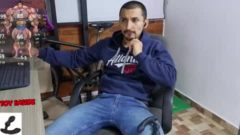 Marck  Independent model  online show from 09.21.25