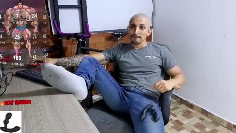 Marck  Independent model  online show from 11.23.25