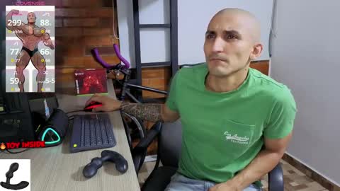 Marck  Independent model  online show from 04.13.26