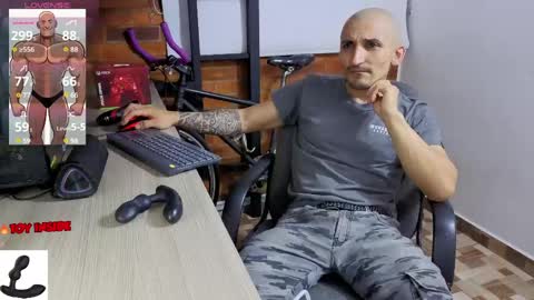 Marck  Independent model  online show from 04.19.26