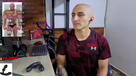 Marck  Independent model  online show from 04.21.26