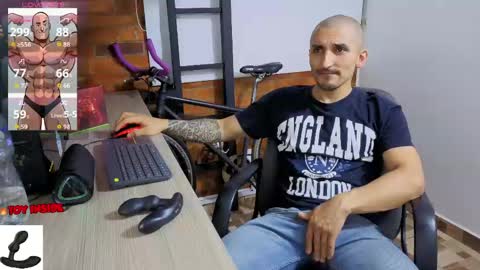 Snapshot of marckmuscle chatting on 05.17.26 Marck Independent model online show from 05.17.26