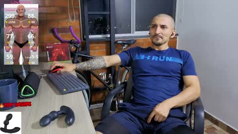 Snapshot of marckmuscle chatting on 05.21.26 Marck Independent model online show from 05.21.26