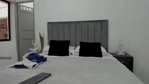 Snapshot of marcus_moreno chatting on 11.17.25 marcus_moreno online show from 11.17.25