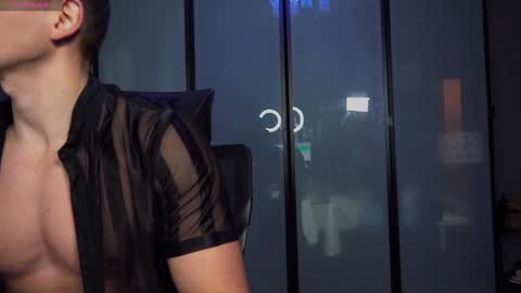 Snapshot of marcusdiamond chatting on 02.03.25 Marcus Diamond online show from 02.03.25