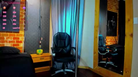 Snapshot of marcusrain_ chatting on 09.14.25 Marcus online show from 09.14.25