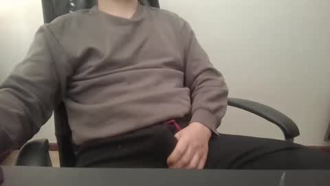 Snapshot of marekishere chatting on 03.09.25 marek online show from 03.09.25