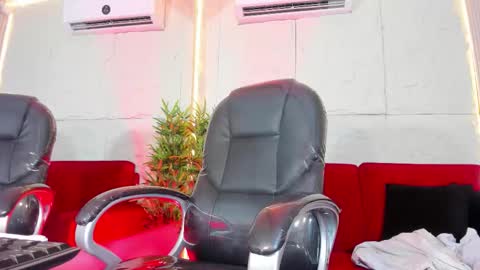 Marelyn online show from 02.17.26