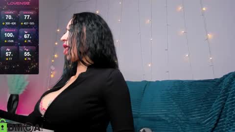 Snapshot of margaret_clark chatting on 01.29.25 Margaret Clark online show from 01.29.25