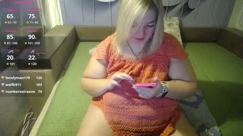 Snapshot of margaret_gem chatting on 12.05.24 margaret gem online show from 12.05.24