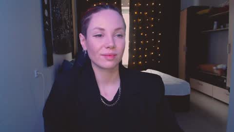 Margaret online show from 12.04.24