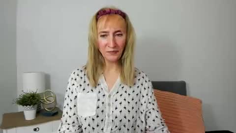 Snapshot of margaretmature chatting on 02.07.25 margaretmature online show from 02.07.25