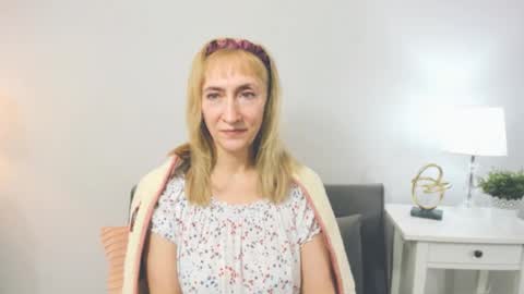 Snapshot of margaretmature chatting on 02.15.25 margaretmature online show from 02.15.25