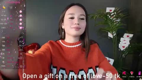 Snapshot of margeritirell chatting on 02.11.25 Margo online show from 02.11.25