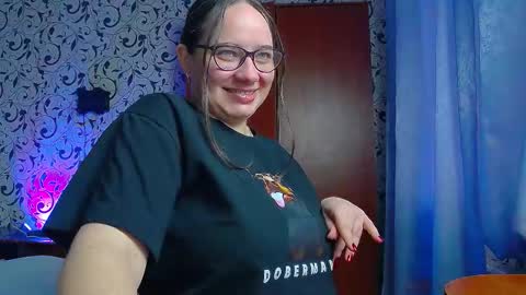 Snapshot of margosweet777 chatting on 12.20.25 margosweet777 online show from 12.20.25