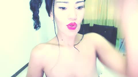 Snapshot of mari4you69 chatting on 03.01.25 mari4you69 online show from 03.01.25