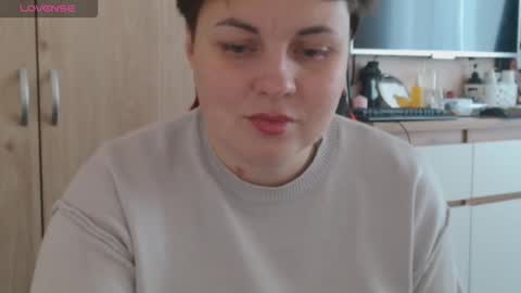 Mari online show from 10.16.25