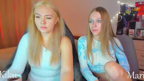 Snapshot of mari_kiku chatting on 09.24.25 Kiku and Marii - online show from 09.24.25