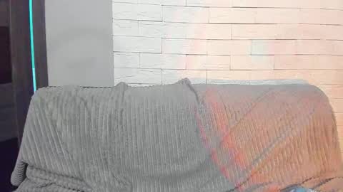 Snapshot of mari_kiku chatting on 11.02.25 Kiku and Marii - online show from 11.02.25