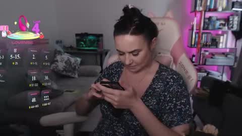 Snapshot of mari_moore7 chatting on 07.14.26 mari moore online show from 07.14.26