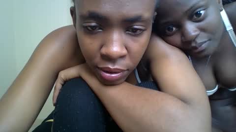 Snapshot of maria_dally chatting on 12.15.24 maria_dally online show from 12.15.24