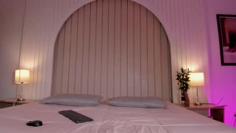 Maria  online show from 02.25.26