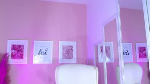 Snapshot of maria_jones chatting on 12.16.24  Instagram soymj01 online show from 12.16.24