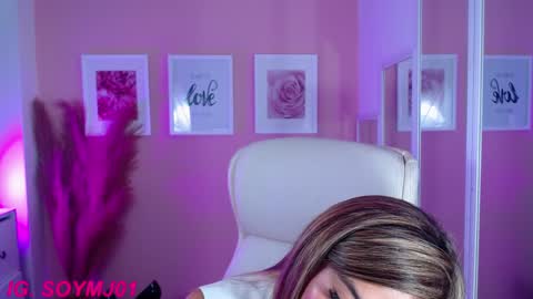 Snapshot of maria_jones chatting on 12.20.24  Instagram soymj01 online show from 12.20.24