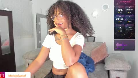 V A N E S S A  online show from 01.14.25