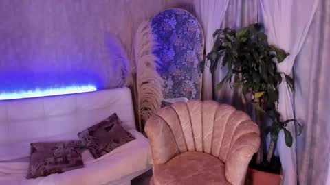 Snapshot of mariaa_9 chatting on 11.03.25 MARIA online show from 11.03.25