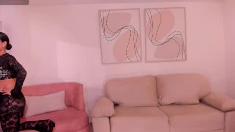 MARIA HERRERA  online show from 11.13.25