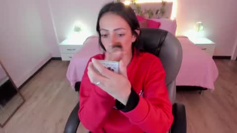 Snapshot of mariam_lopez__ chatting on 06.17.26 Mariam online show from 06.17.26