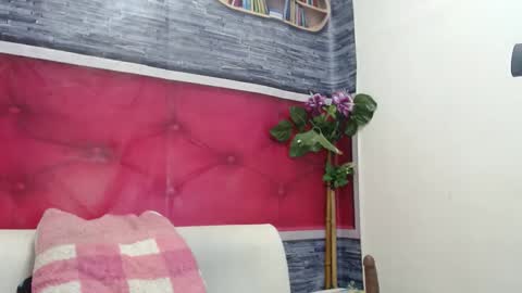 mariam_schubert online show from 12.12.24