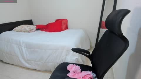   Mariam Castiblanco online show from 04.03.26