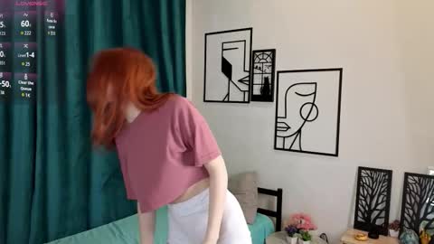 Snapshot of mariamcreedon chatting on 11.22.25 My name is Molly this is my first day online show from 11.22.25