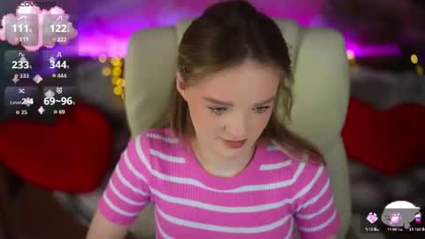 Snapshot of mariamedow chatting on 06.14.26 Maria online show from 06.14.26