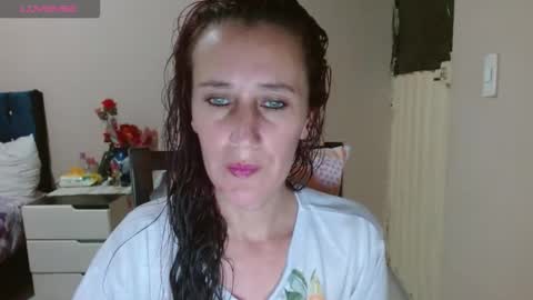 Snapshot of marian_naugthy21 chatting on 09.30.25 marian naugthy21 online show from 09.30.25