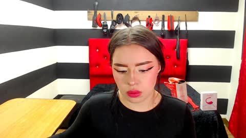 Marian online show from 12.12.24