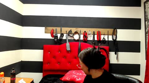 Marian online show from 01.14.25