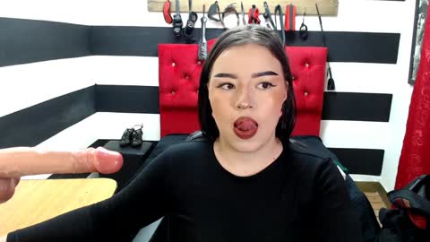 Marian online show from 02.01.25