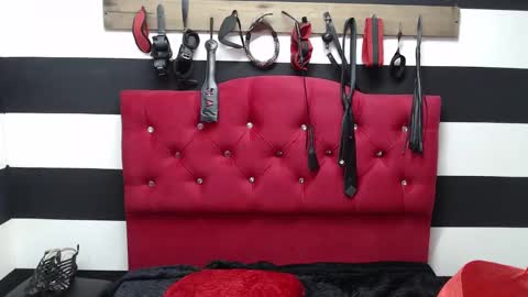 Marian online show from 02.11.25