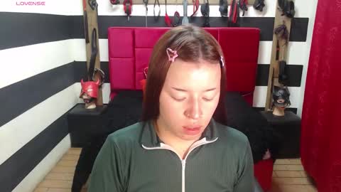 Marian online show from 10.20.25