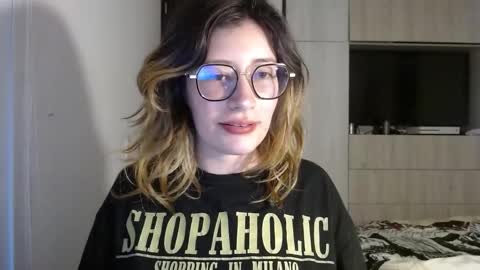 Mariana online show from 12.17.24