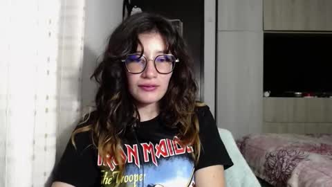 Mariana online show from 10.17.25