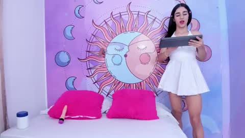 mariana_16_ online show from 10.23.25