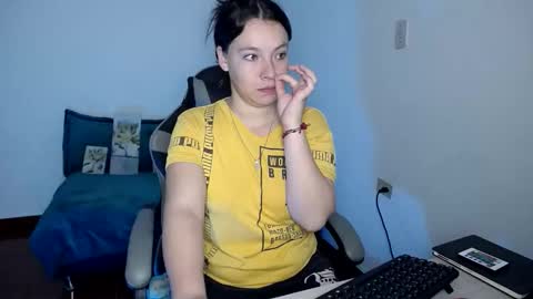 mariana__666 online show from 10.19.25