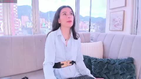 mariana__thompson online show from 07.22.26