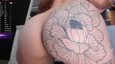 Snapshot of mariana_castro9 chatting on 03.11.25 Mariana Castro online show from 03.11.25